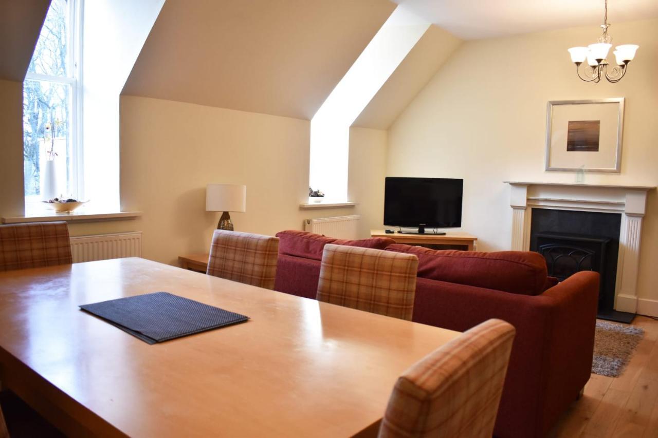 The Ross 2 Bedroom Apartment In Historic Abbey Fort Augustus Exterior photo